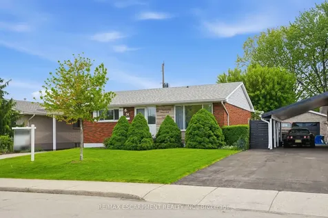 34 Beaconsfield Drive Hamilton ON L8T 2W9