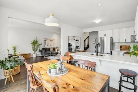 49 Narbonne Crescent Hamilton ON L8J 0J7