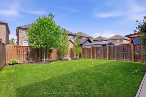 49 Narbonne Crescent Hamilton ON L8J 0J7