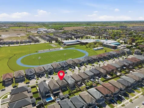 49 Narbonne Crescent Hamilton ON L8J 0J7