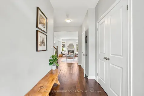 49 Narbonne Crescent Hamilton ON L8J 0J7