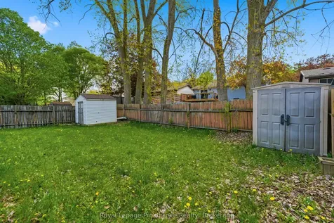 85 Nicholas Street Quinte West ON K8V 4H7