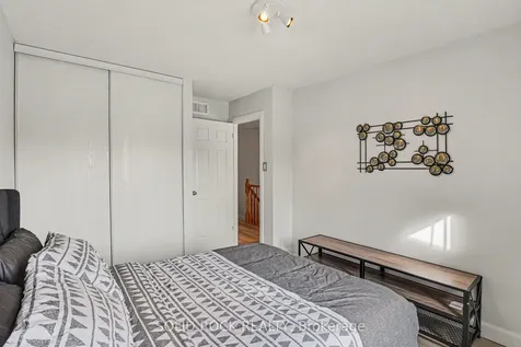 2064 Dunollie Crescent Kanata ON K2W 1H6
