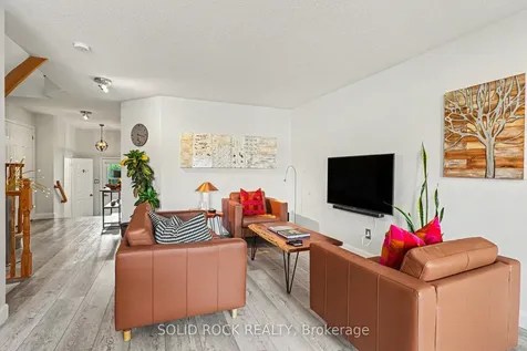2064 Dunollie Crescent Kanata ON K2W 1H6