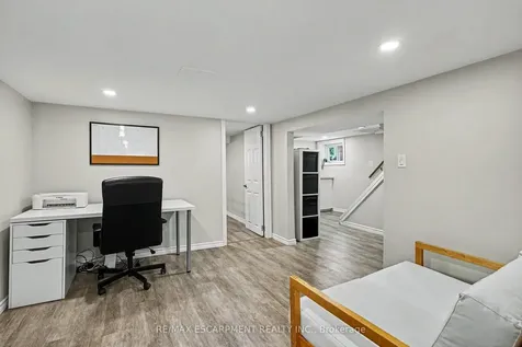 30 Province Street S Hamilton ON L8K 2K6