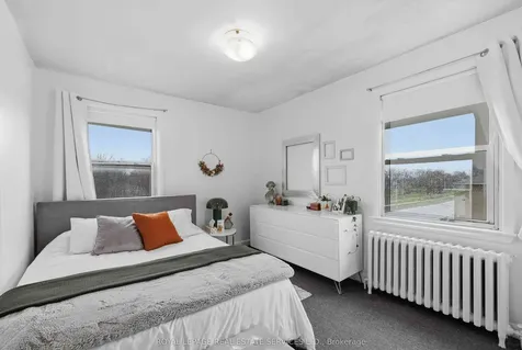 1028 Johnson Street Kingston ON K7M 2N4