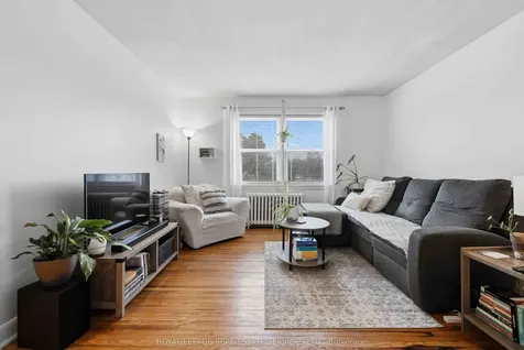 1028 Johnson Street Kingston ON K7M 2N4