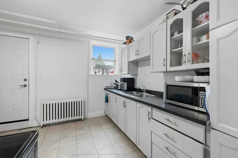 1028 Johnson Street Kingston ON K7M 2N4