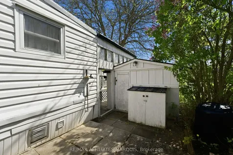 96 Worthington Way Kingston ON K7K 5C6