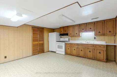 10 Westoby Place Guelph ON N1E 2B3