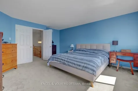 88 Kincardine Drive Kanata ON K2V 1B2