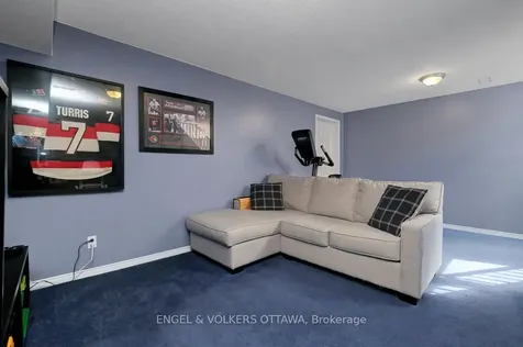 88 Kincardine Drive Kanata ON K2V 1B2