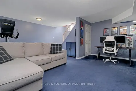 88 Kincardine Drive Kanata ON K2V 1B2