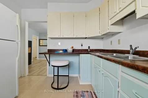 52 Wiley Street St. Catharines ON L2R 4G2
