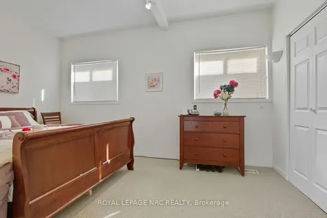 52 Wiley Street St. Catharines ON L2R 4G2