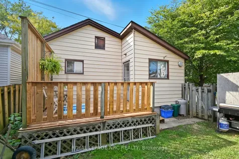 52 Wiley Street St. Catharines ON L2R 4G2