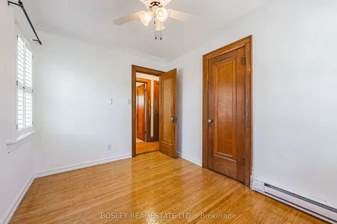 5039 Valley Way Niagara Falls ON L2E 1W8