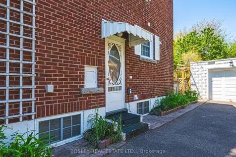 5039 Valley Way Niagara Falls ON L2E 1W8