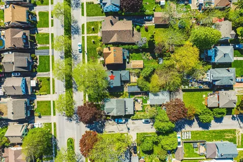 5039 Valley Way Niagara Falls ON L2E 1W8