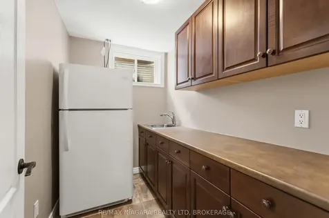 6875 Parkside Road Niagara Falls ON L2H 3N1