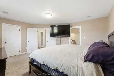 6875 Parkside Road Niagara Falls ON L2H 3N1