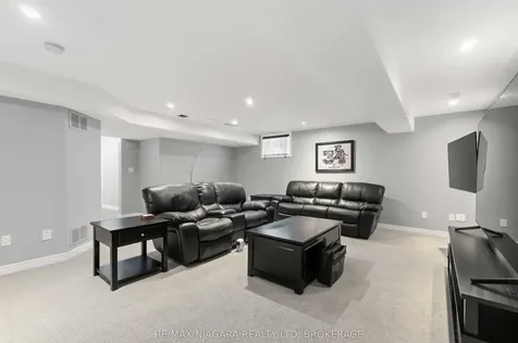 6875 Parkside Road Niagara Falls ON L2H 3N1