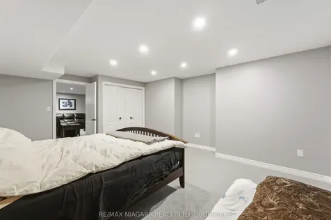 6875 Parkside Road Niagara Falls ON L2H 3N1