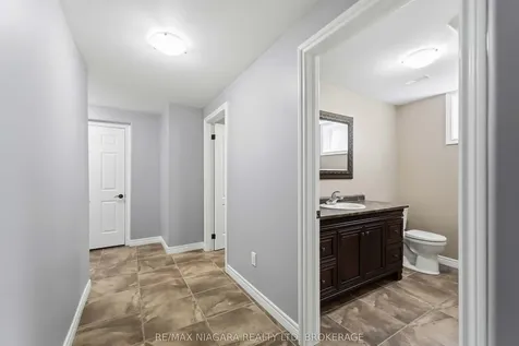 6875 Parkside Road Niagara Falls ON L2H 3N1