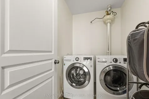 372 Kingbrook Drive Kanata ON K2M 0G2