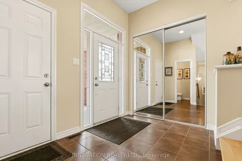 372 Kingbrook Drive Kanata ON K2M 0G2