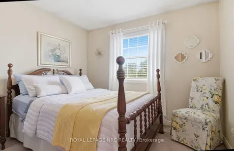 10195 Stanley Avenue Niagara Falls ON L2E 6S6