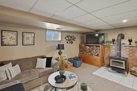 10195 Stanley Avenue Niagara Falls ON L2E 6S6