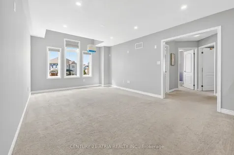 265 Fellowes Crescent Hamilton ON L8B 0V2