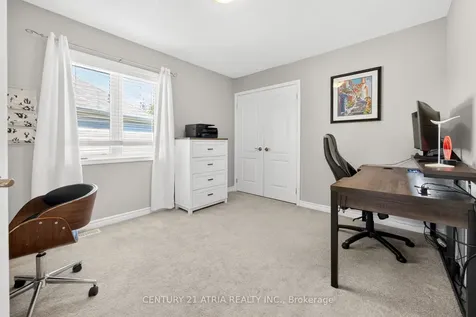 265 Fellowes Crescent Hamilton ON L8B 0V2