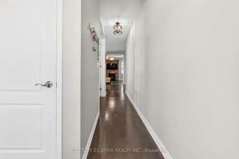 265 Fellowes Crescent Hamilton ON L8B 0V2