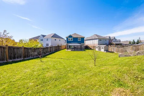 265 Fellowes Crescent Hamilton ON L8B 0V2