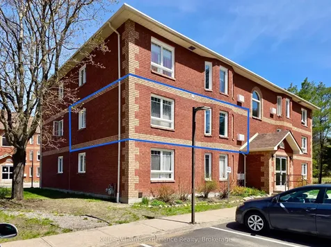 657 Cedar Lane Bracebridge ON P1L 1P1