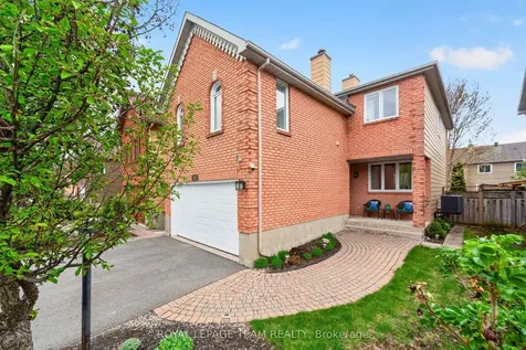 27 Inwood Drive Kanata ON K2M 1Z5