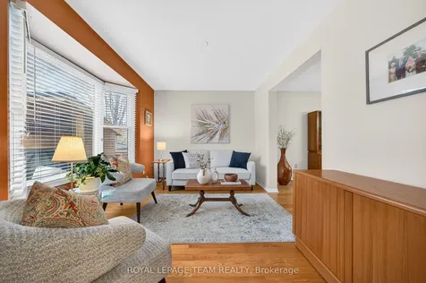 27 Inwood Drive Kanata ON K2M 1Z5