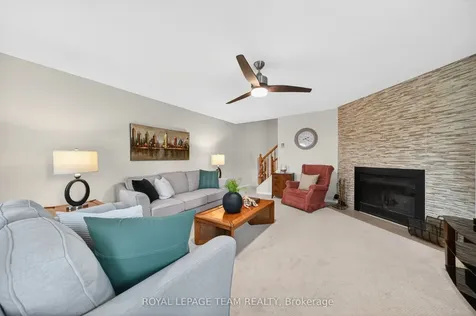 27 Inwood Drive Kanata ON K2M 1Z5