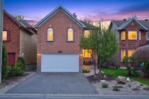 27 Inwood Drive Kanata ON K2M 1Z5