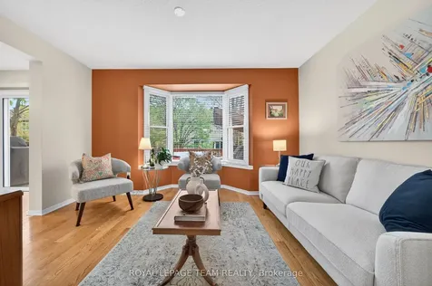 27 Inwood Drive Kanata ON K2M 1Z5