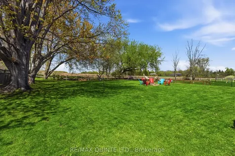 565 Lester Road Quinte West ON K8V 5P8