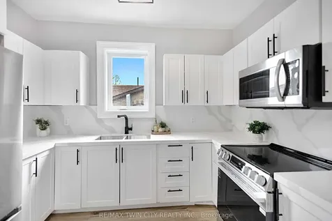 290 Park Avenue Brantford ON N3S 5L1