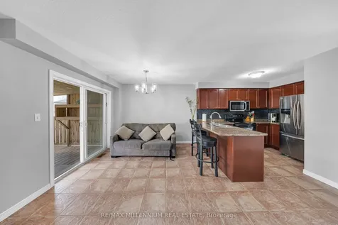 8 Bates Avenue Hamilton ON L0R 1P0