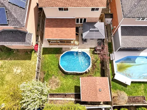 8 Bates Avenue Hamilton ON L0R 1P0