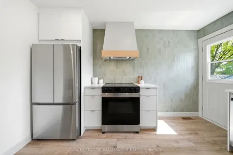 18 Alnet Drive Belleville ON K8P 4V9