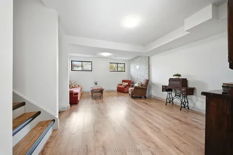 18 Alnet Drive Belleville ON K8P 4V9