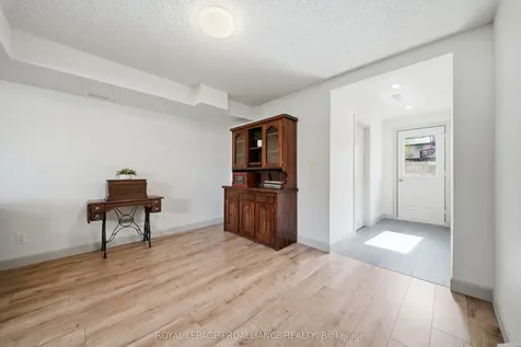 18 Alnet Drive Belleville ON K8P 4V9