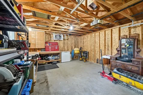 18 Alnet Drive Belleville ON K8P 4V9